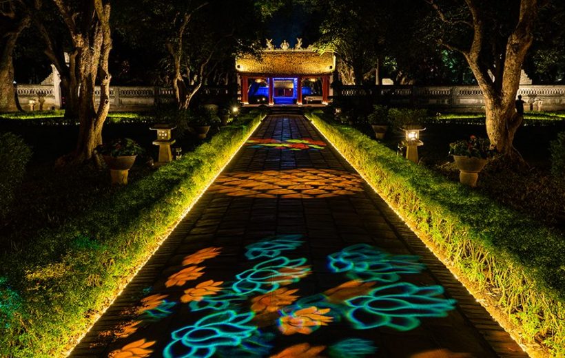 Encounter the temple of literature night tour